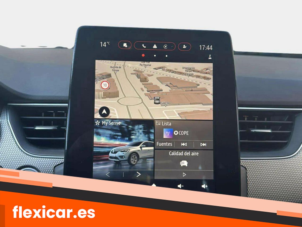 Foto Renault Arkana 11