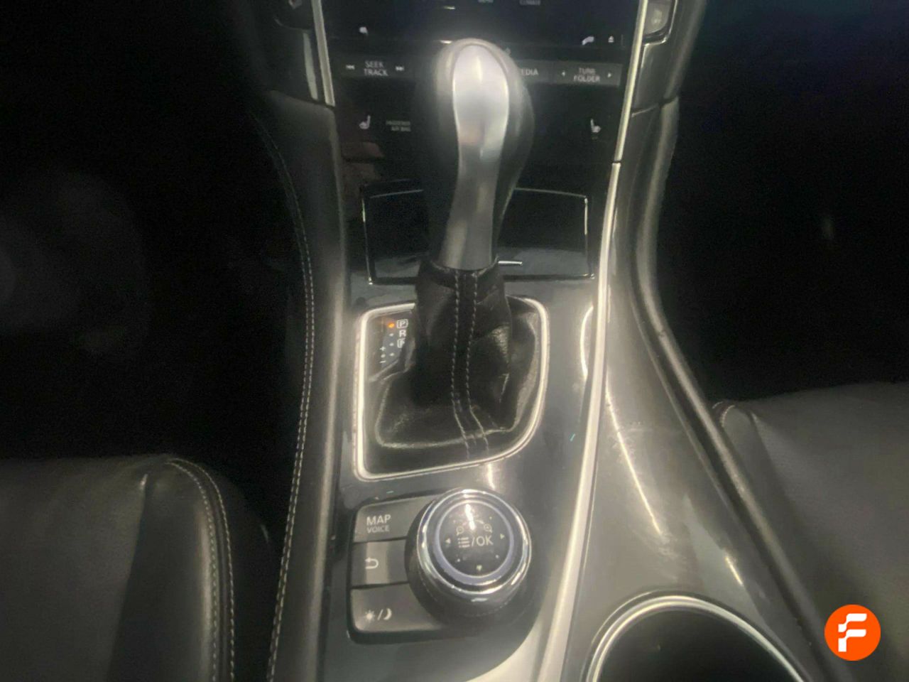 Foto Infiniti Q50 24