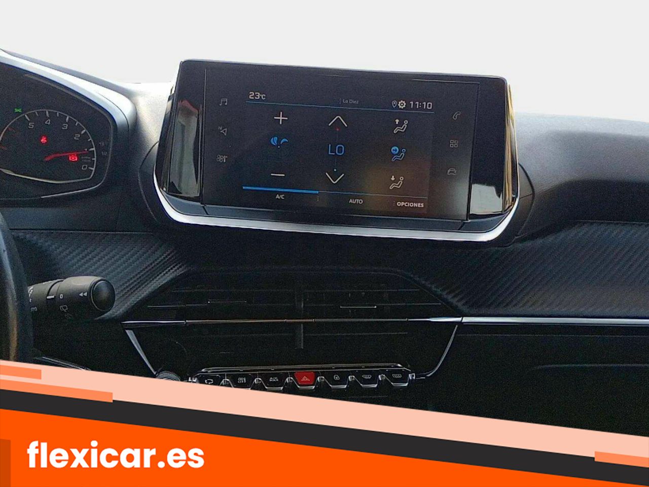 Foto Peugeot 2008 10