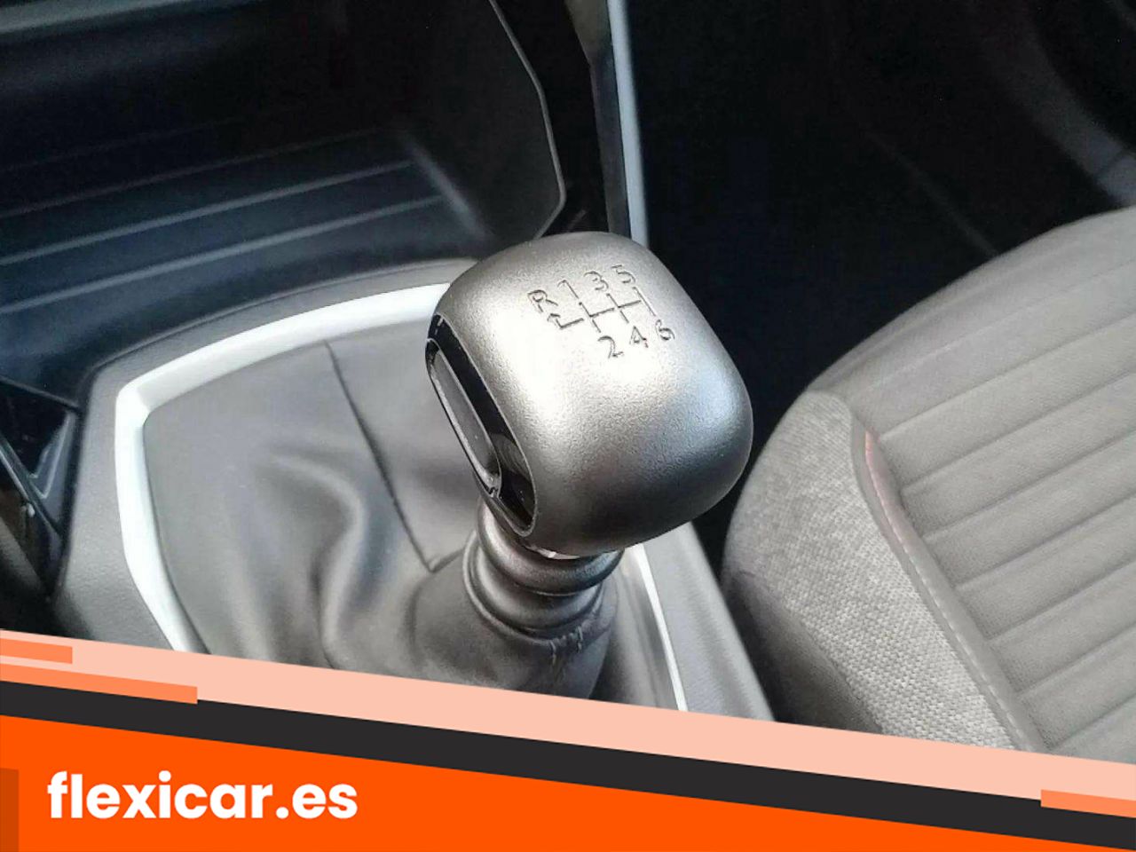 Foto Peugeot 2008 12