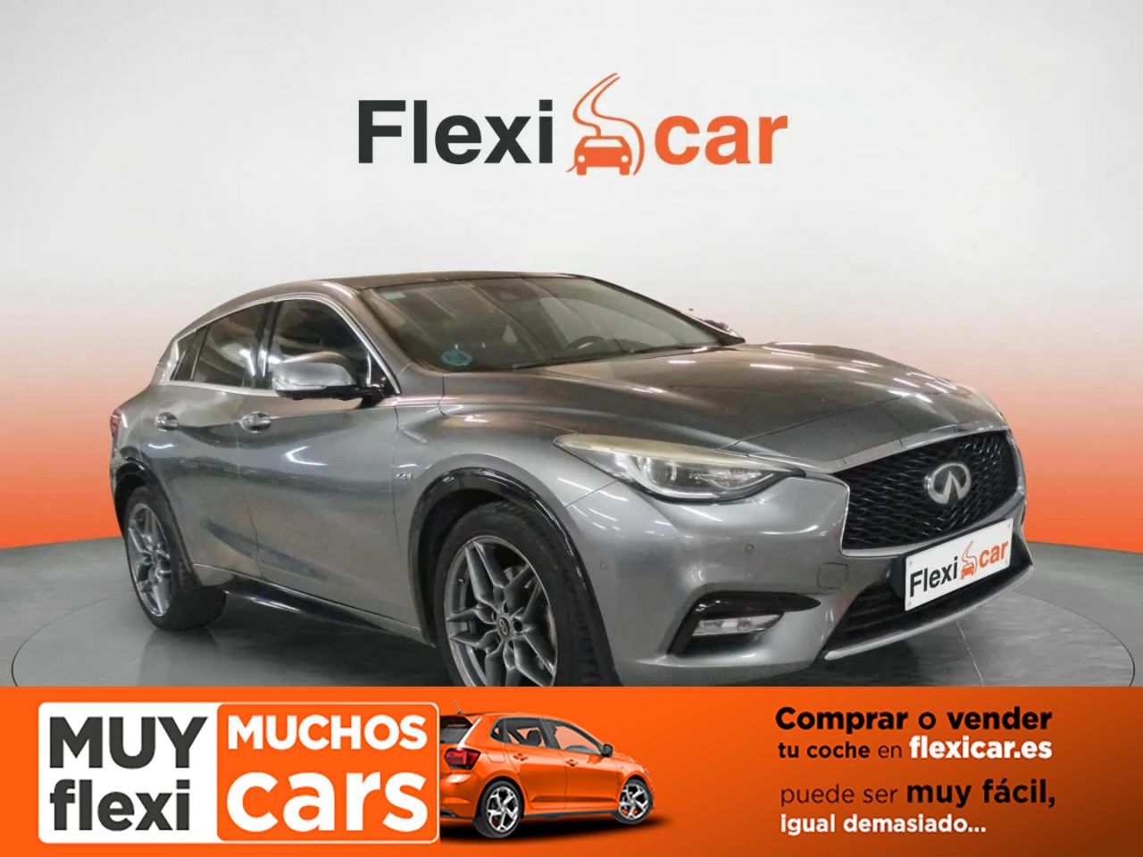 Foto Infiniti Q30 1