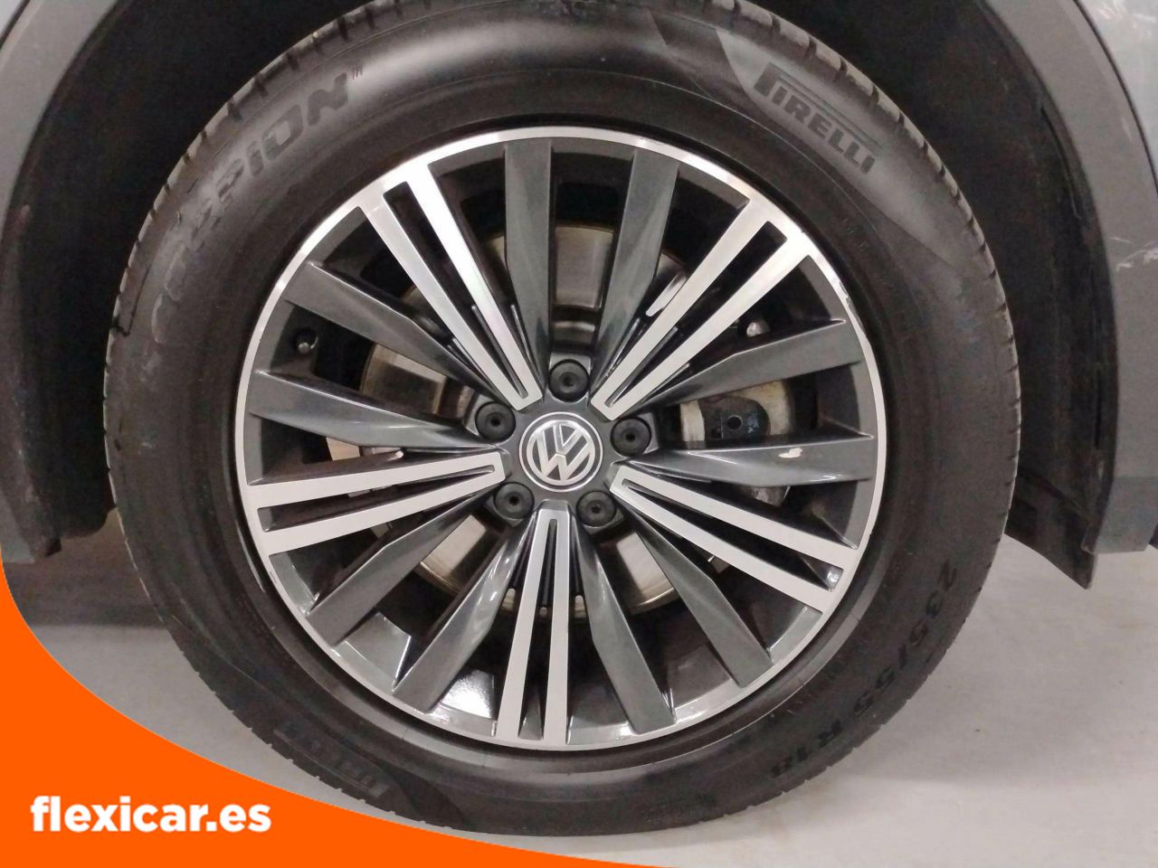 Foto Volkswagen Tiguan 26