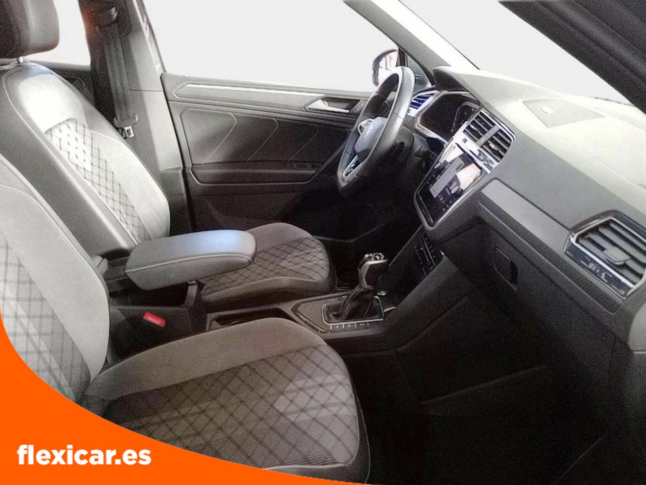Foto Volkswagen Tiguan 12