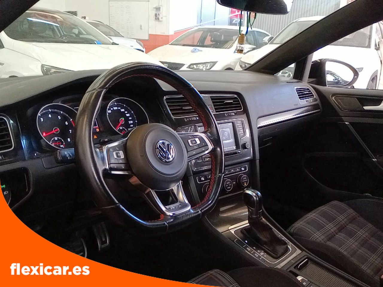 Foto Volkswagen Golf 8