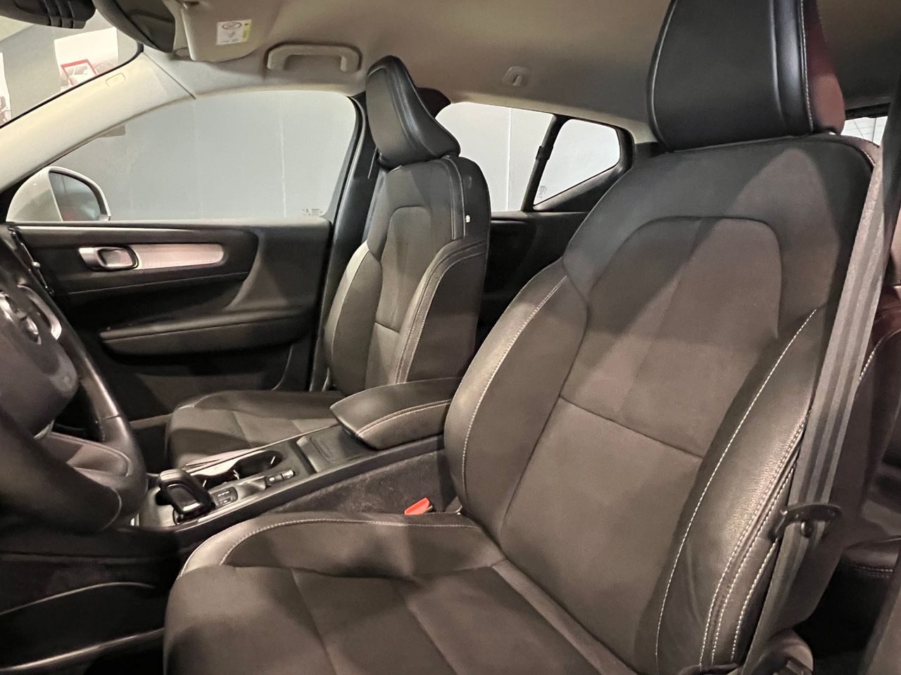 Foto Volvo XC40 12