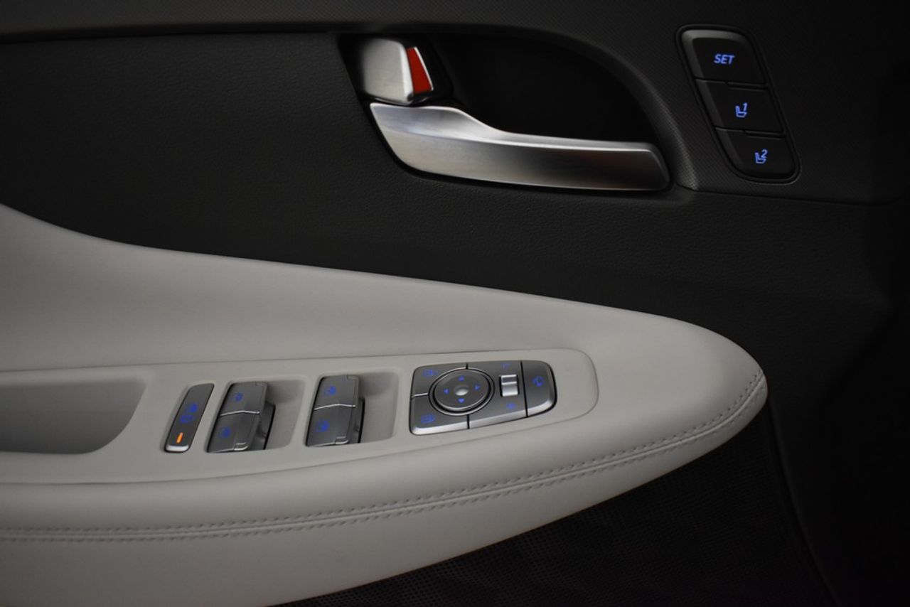 Foto Hyundai Santa Fe 9