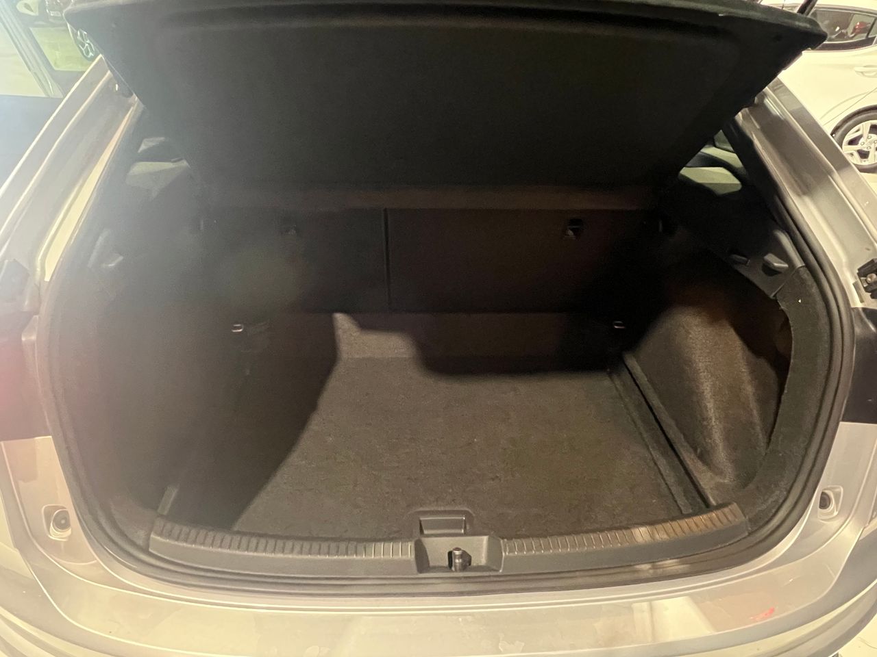 Foto Volkswagen Taigo 11
