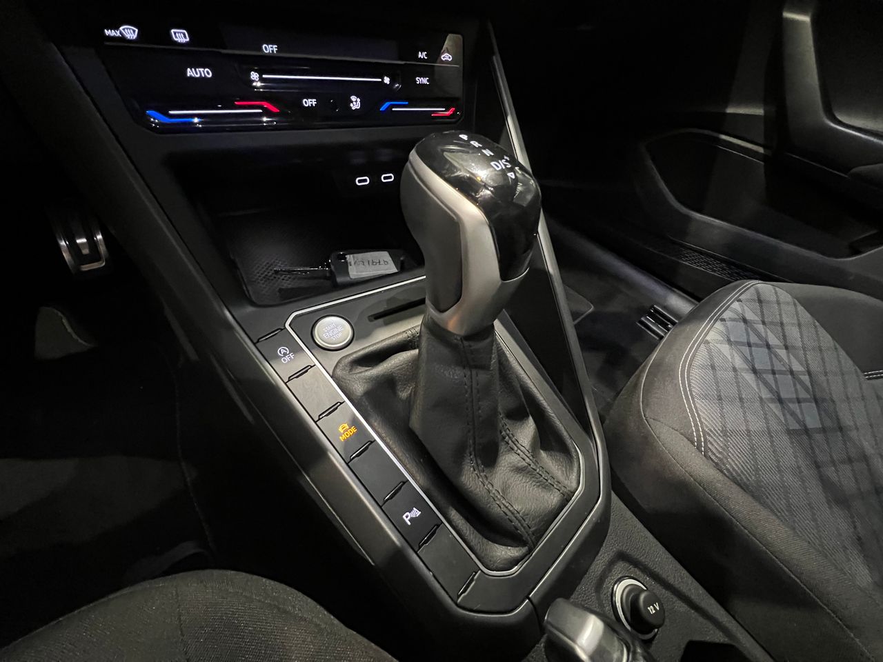 Foto Volkswagen Taigo 15