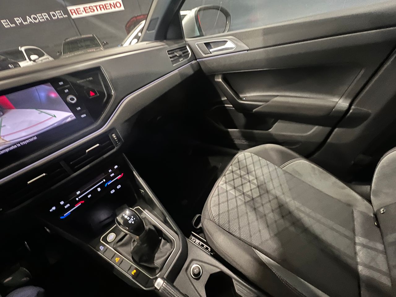 Foto Volkswagen Taigo 21