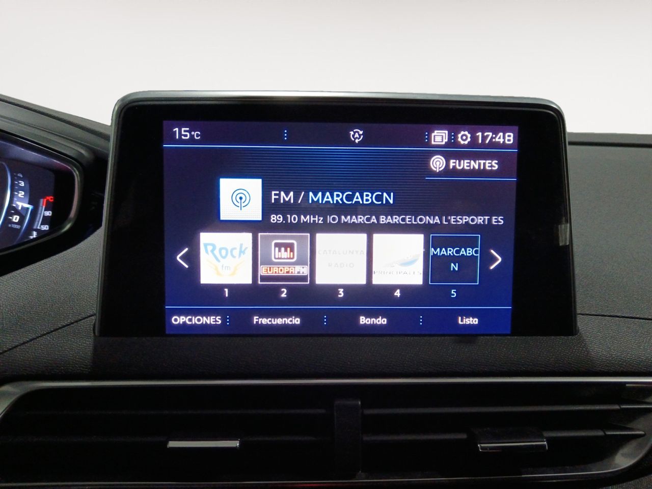 Foto Peugeot 5008 14