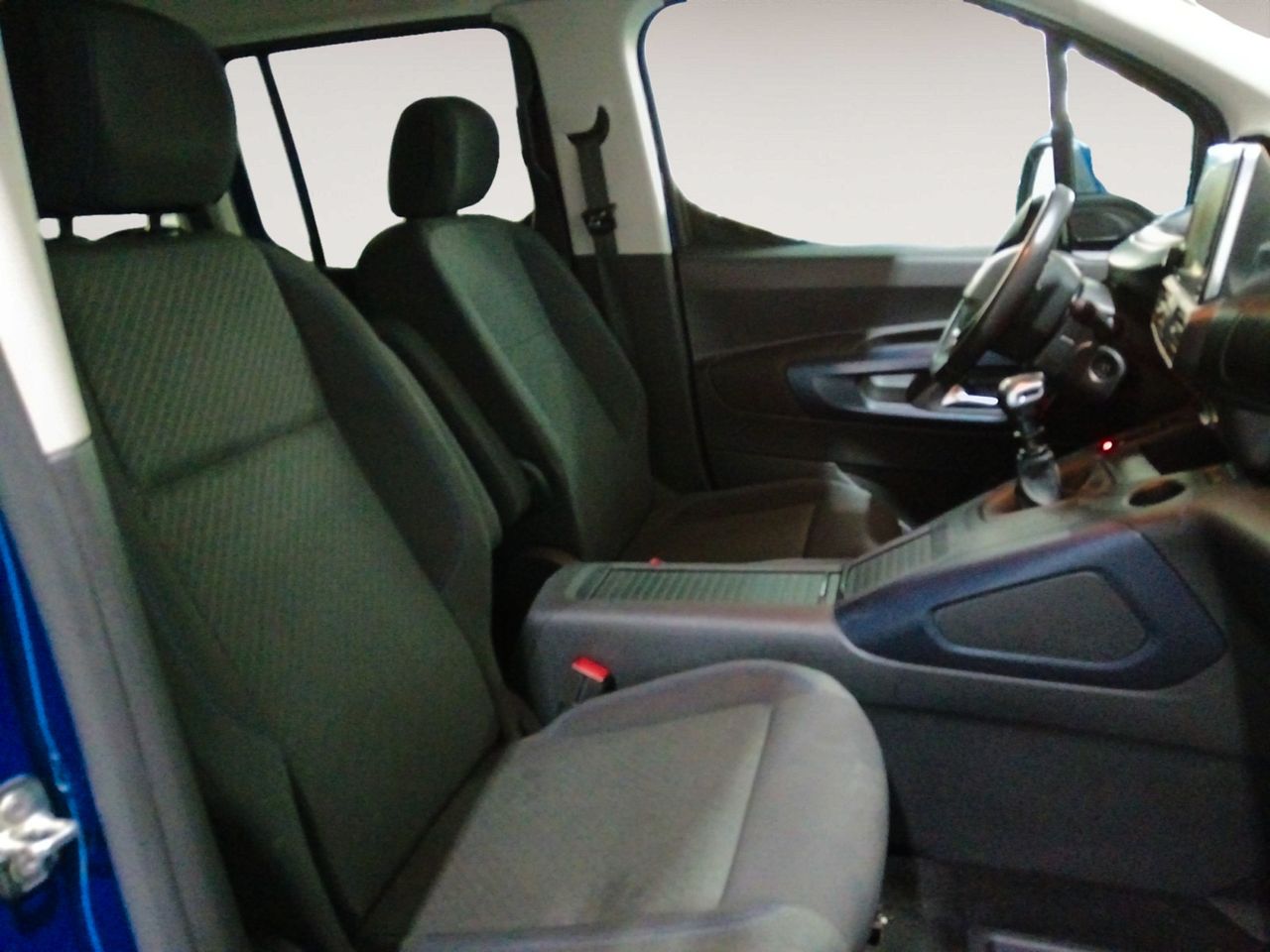 Foto Peugeot Rifter 10