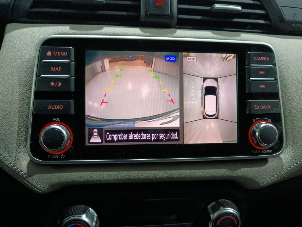 Foto Nissan Micra 18