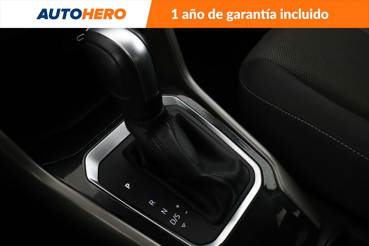 Foto Volkswagen T-Roc 30
