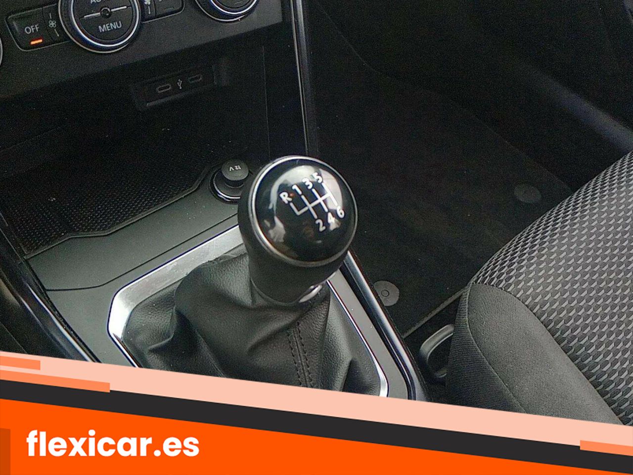 Foto Volkswagen T-Roc 17
