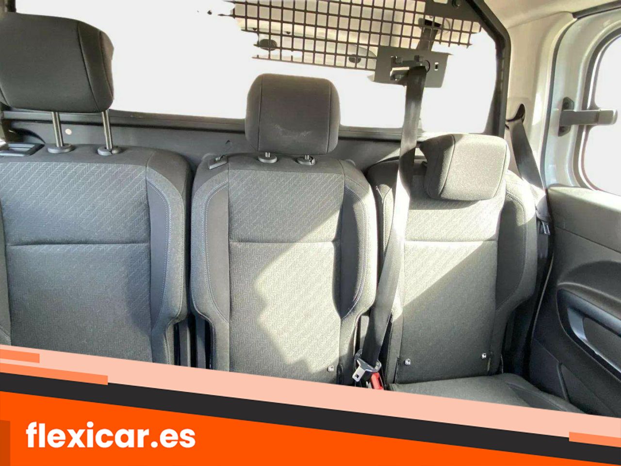 Foto Peugeot Rifter 15