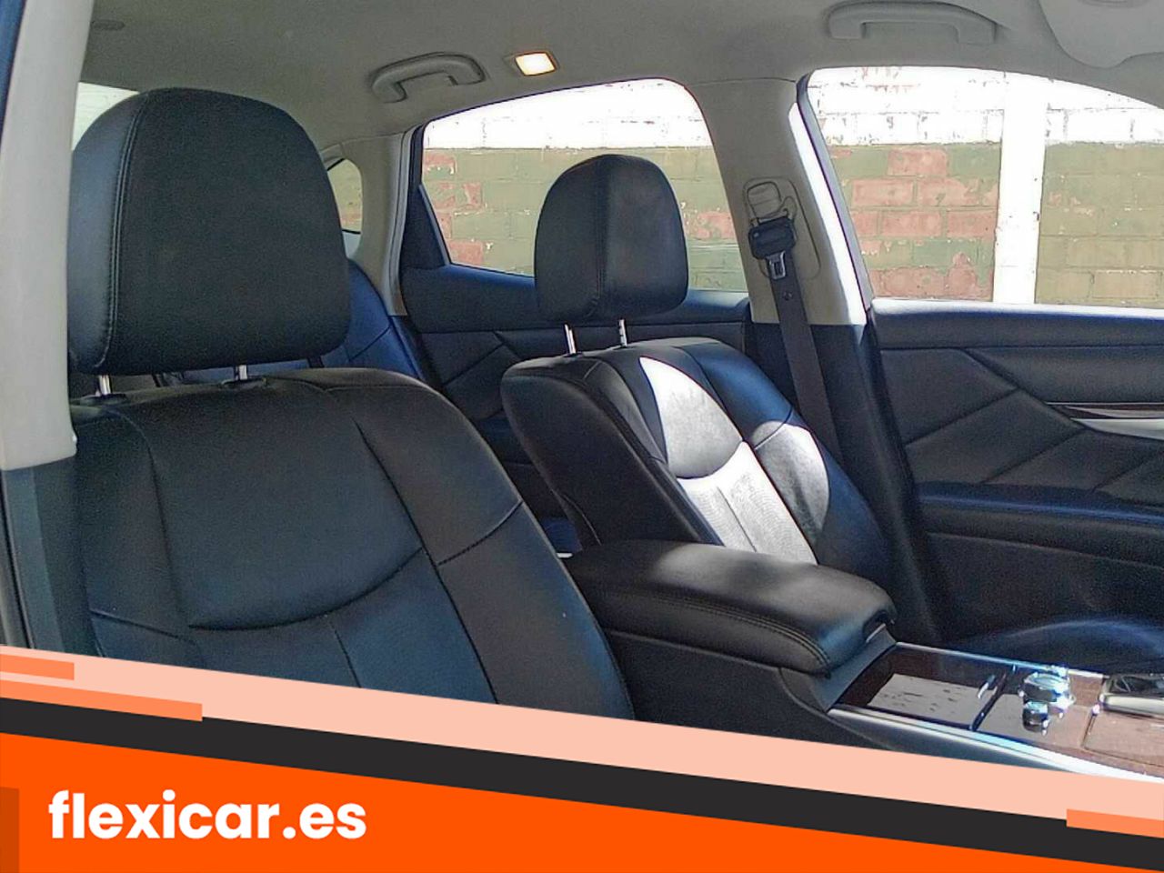 Foto Infiniti Q70 29
