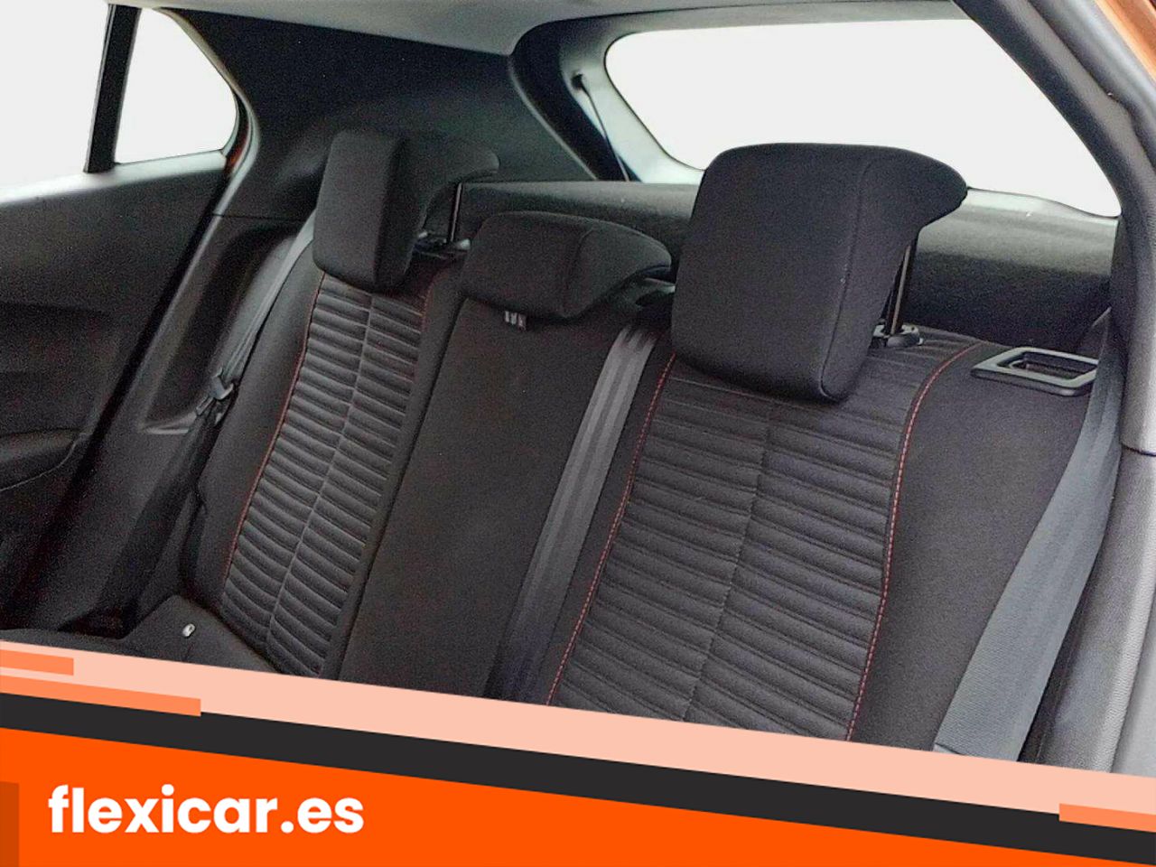 Foto Peugeot 2008 12