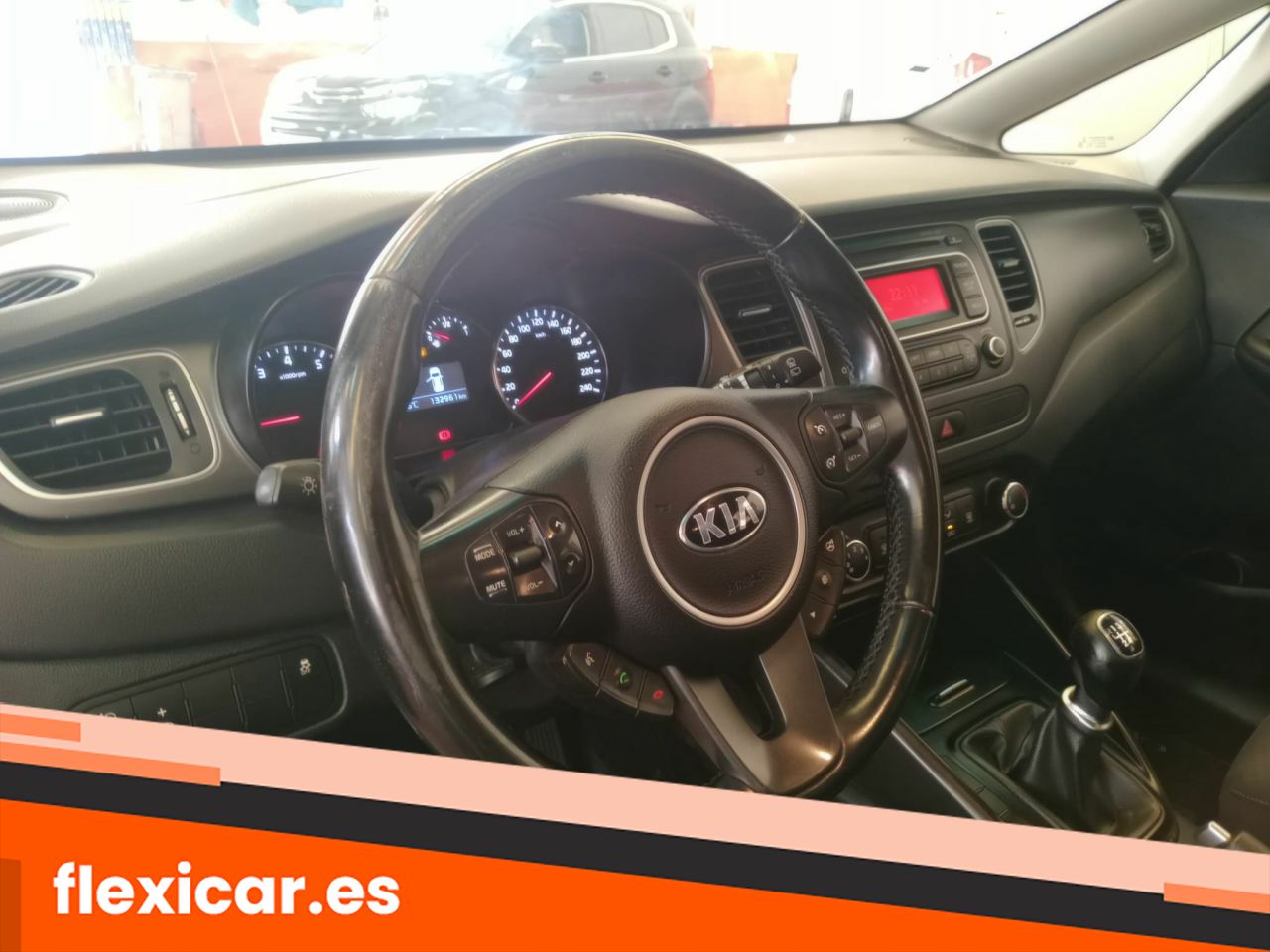 Foto Kia Carens 10