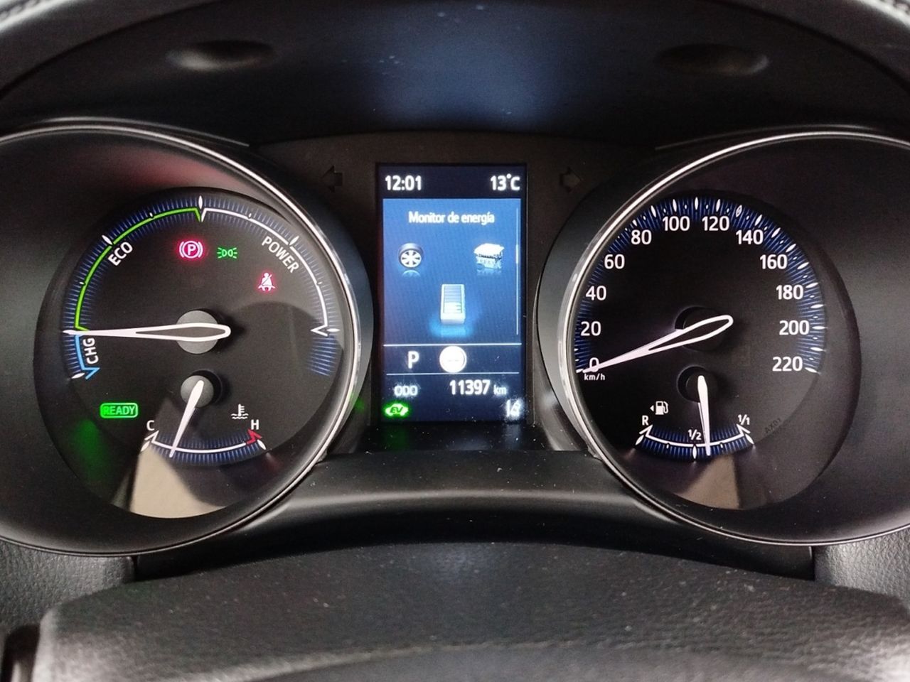Foto Toyota C-HR 12