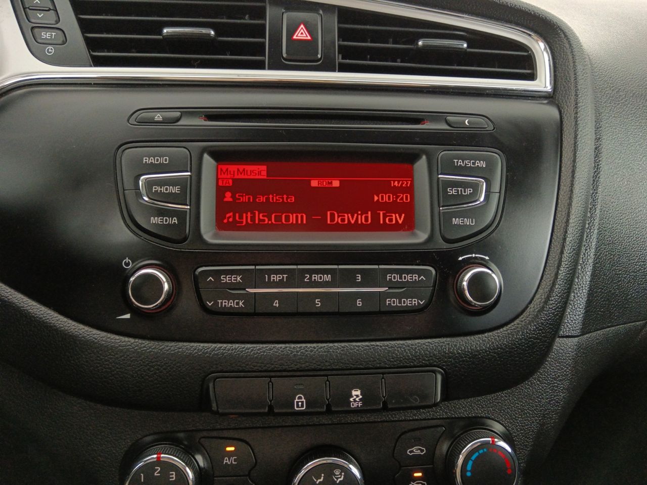 Foto Kia Ceed 15