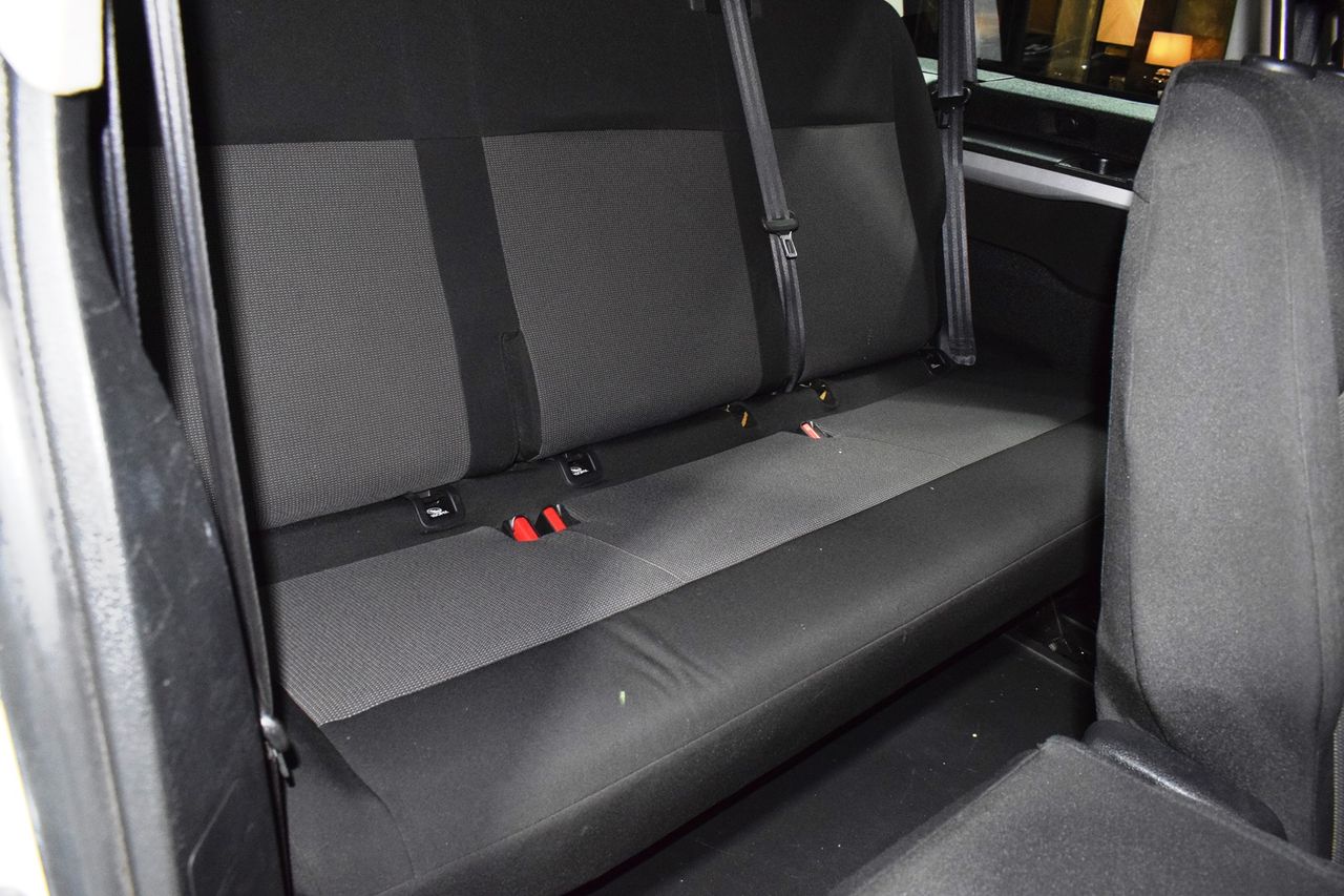 Foto Peugeot Traveller 12