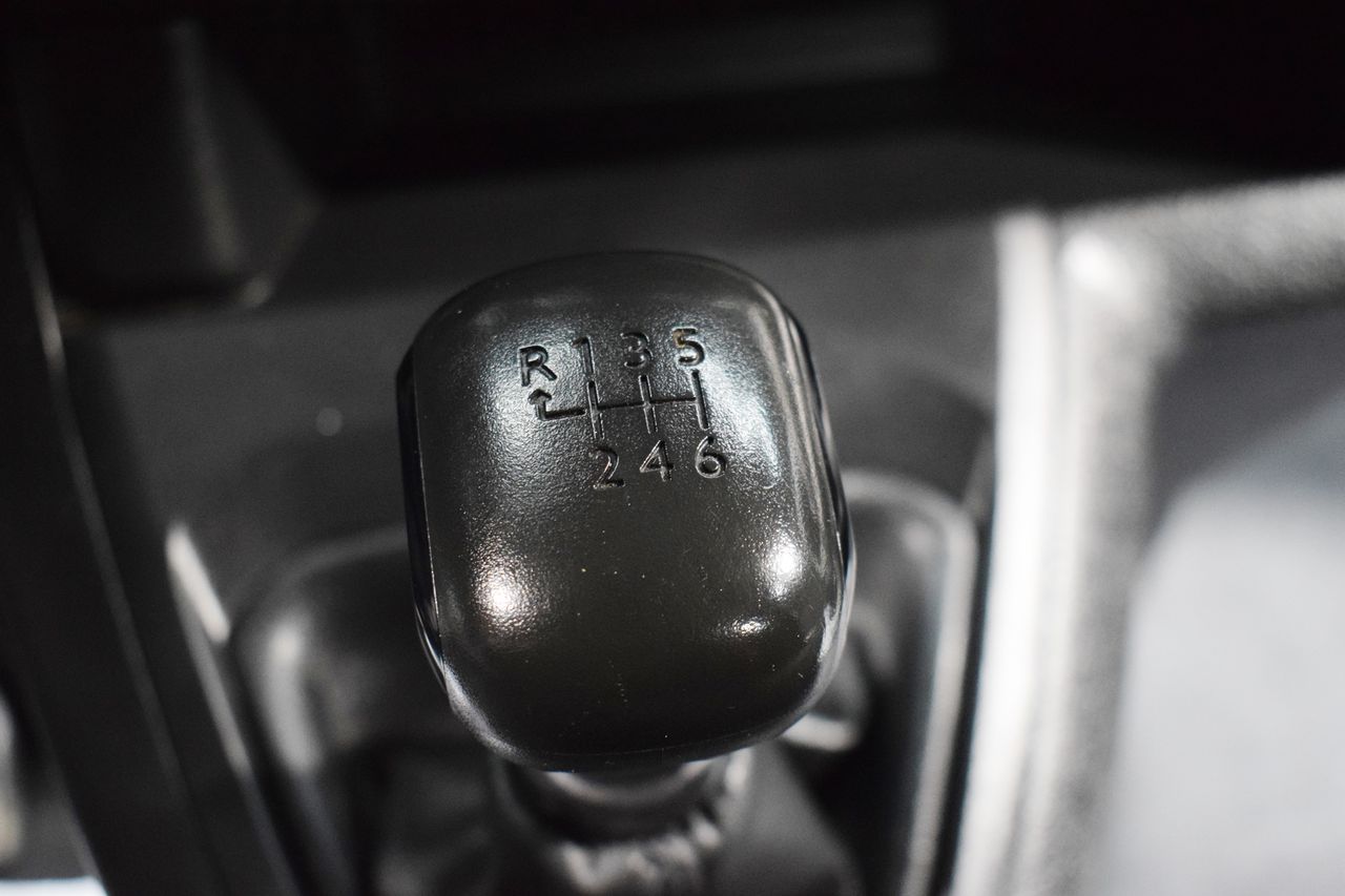 Foto Peugeot Traveller 21