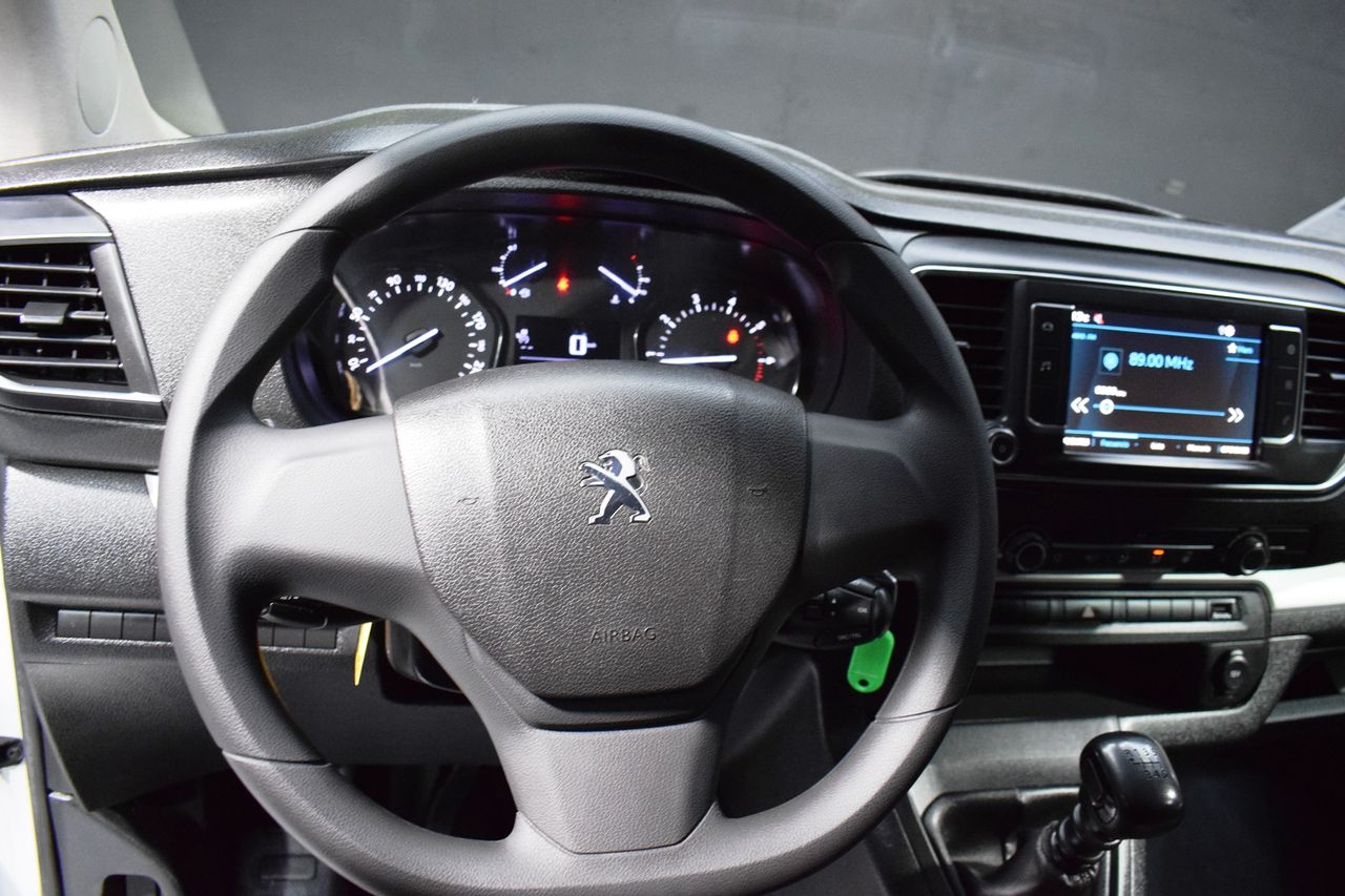 Foto Peugeot Traveller 8