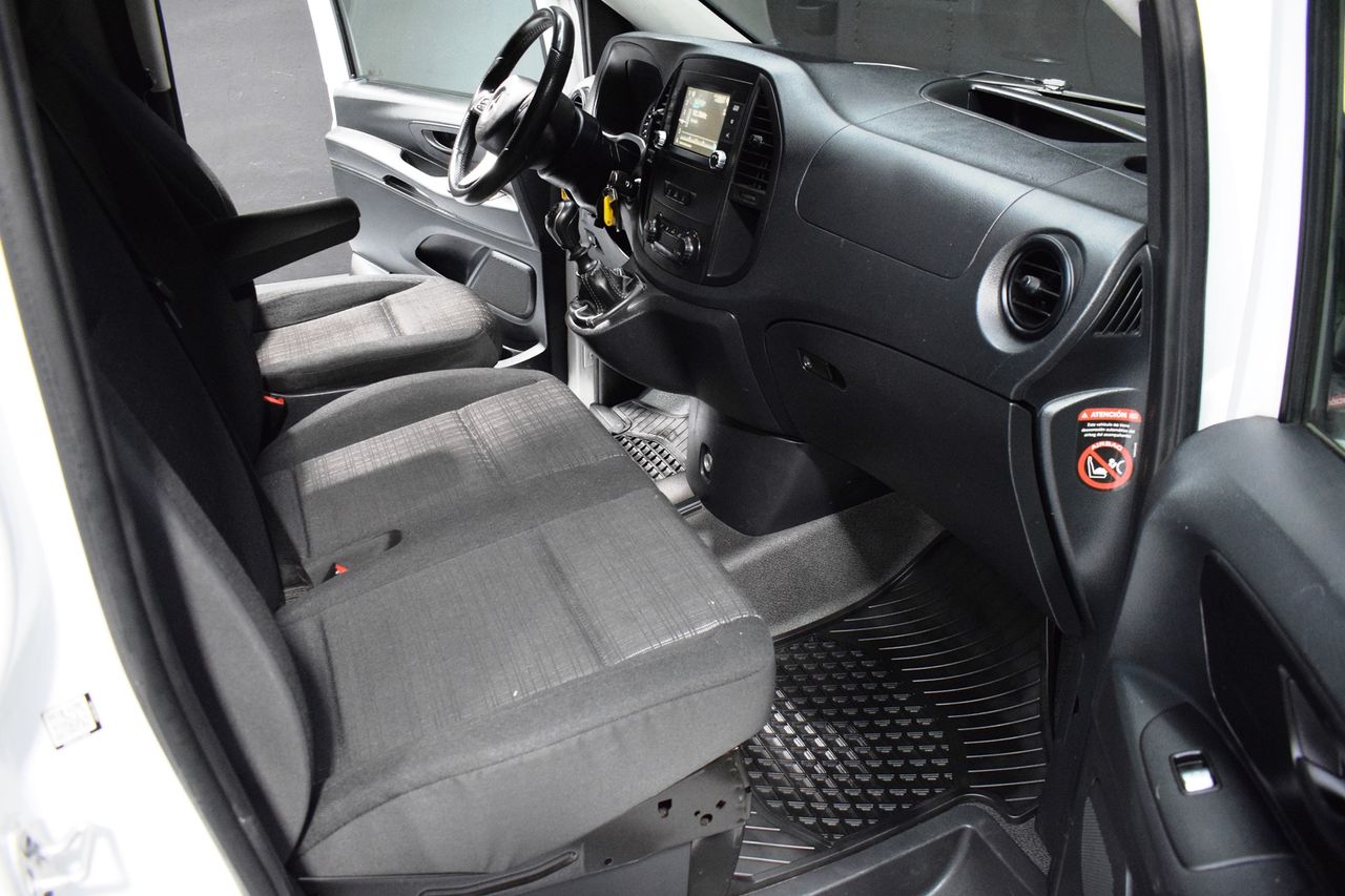 Foto Mercedes-Benz Vito 8