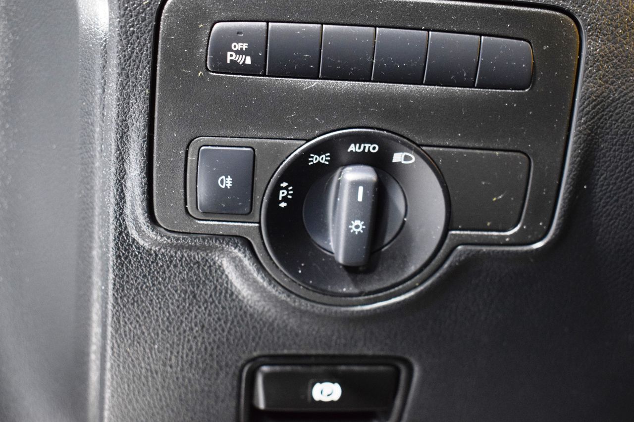Foto Mercedes-Benz Vito 18