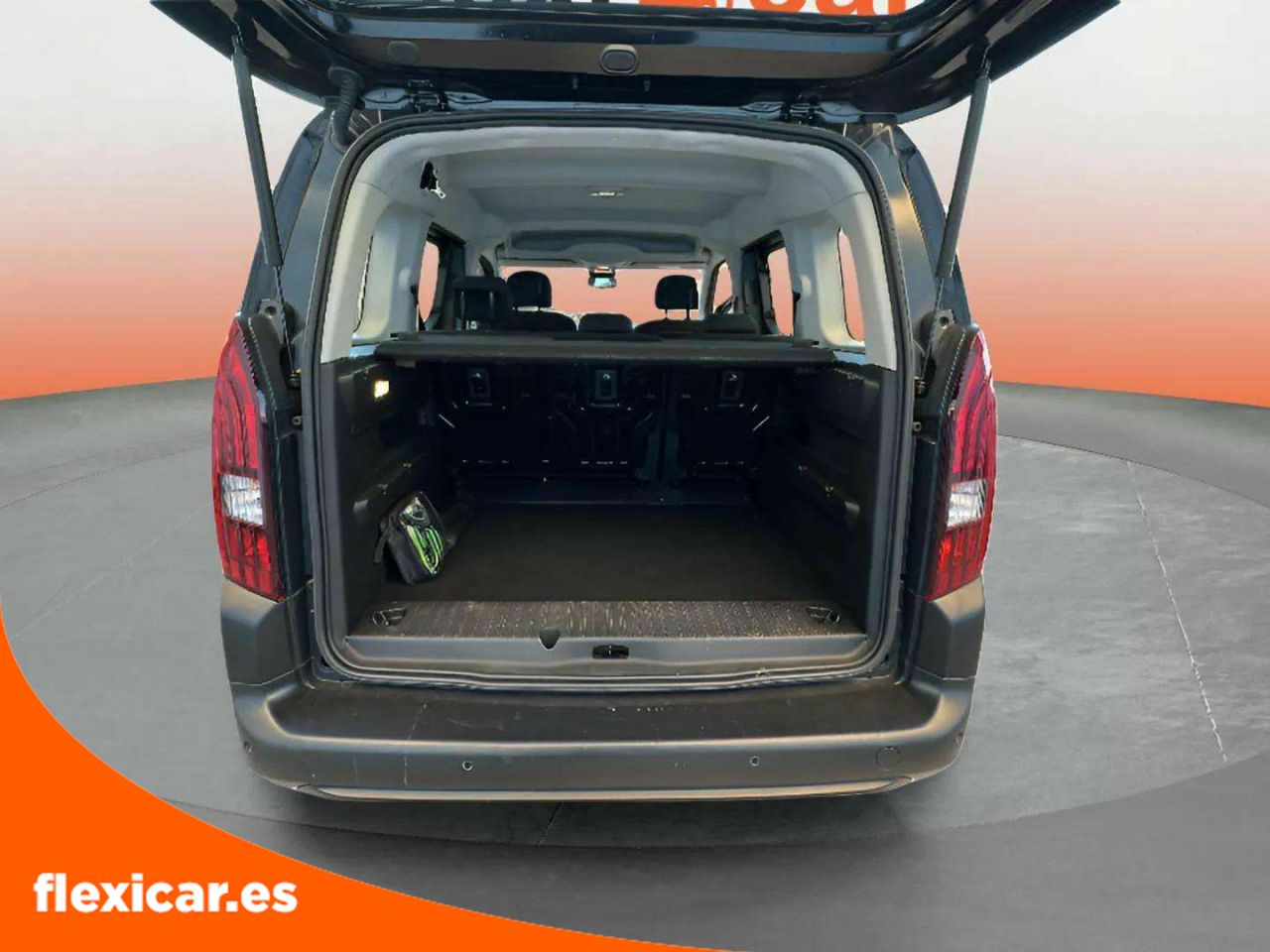 Foto Peugeot Rifter 7