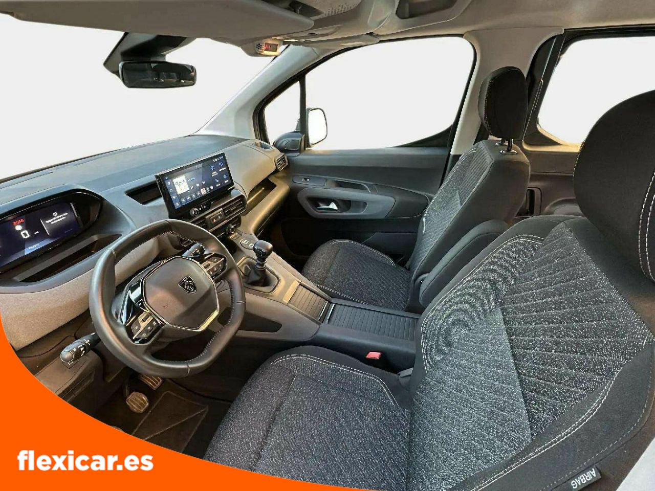 Foto Peugeot Rifter 12