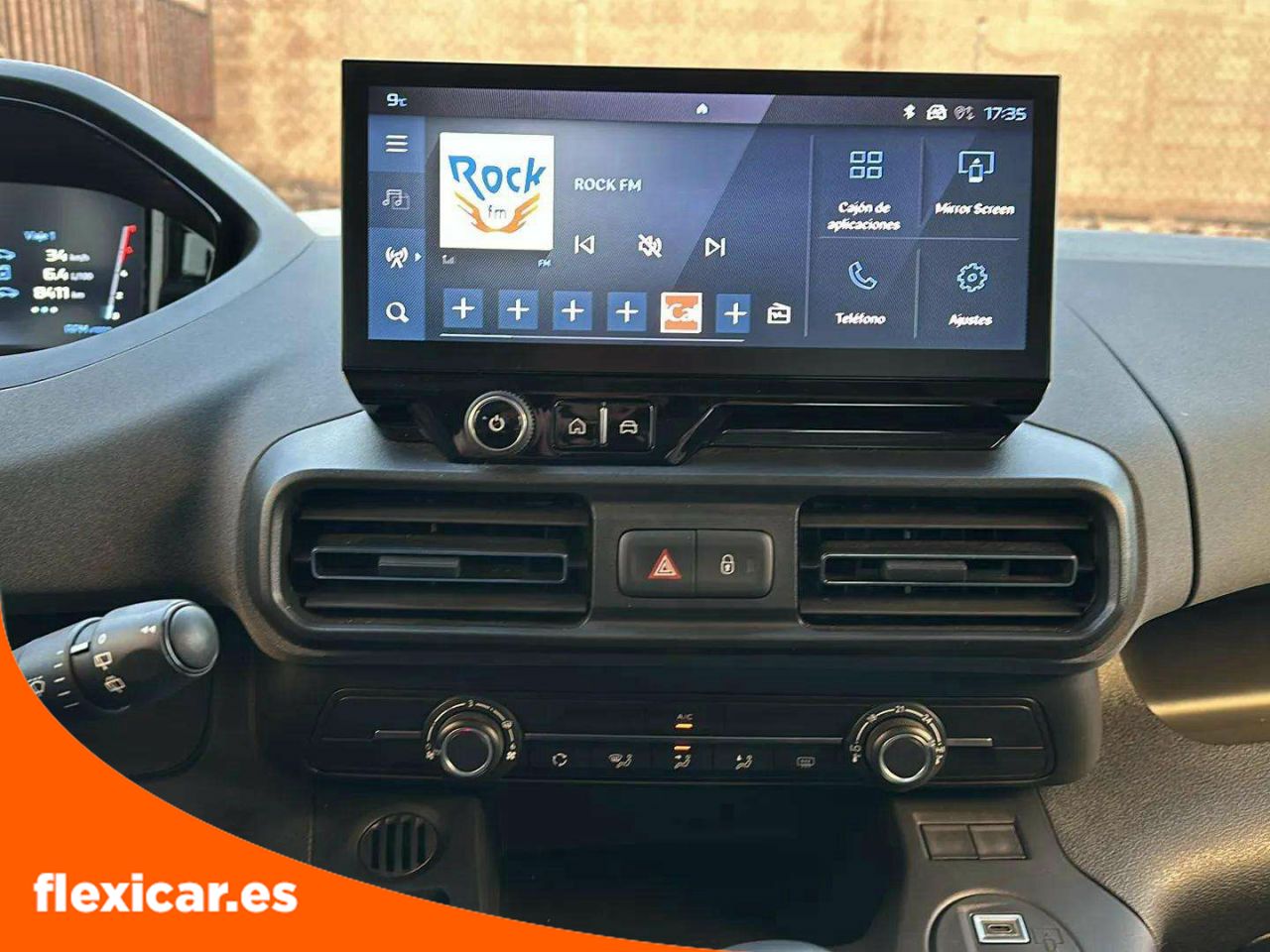Foto Peugeot Rifter 15
