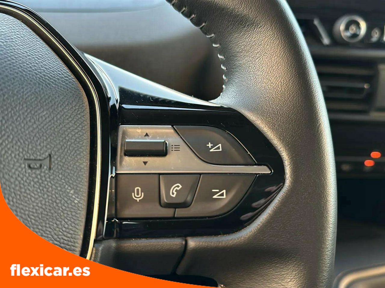 Foto Peugeot Rifter 17