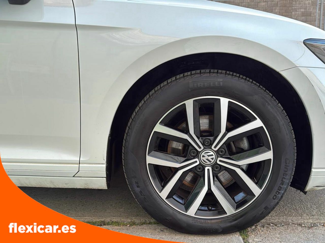 Foto Volkswagen Passat 18