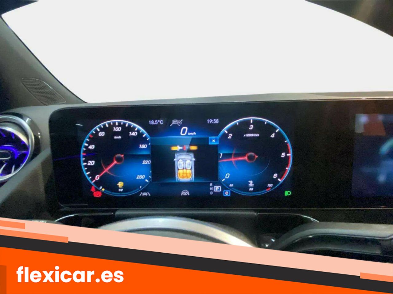 Foto Mercedes-Benz Clase GLA 10