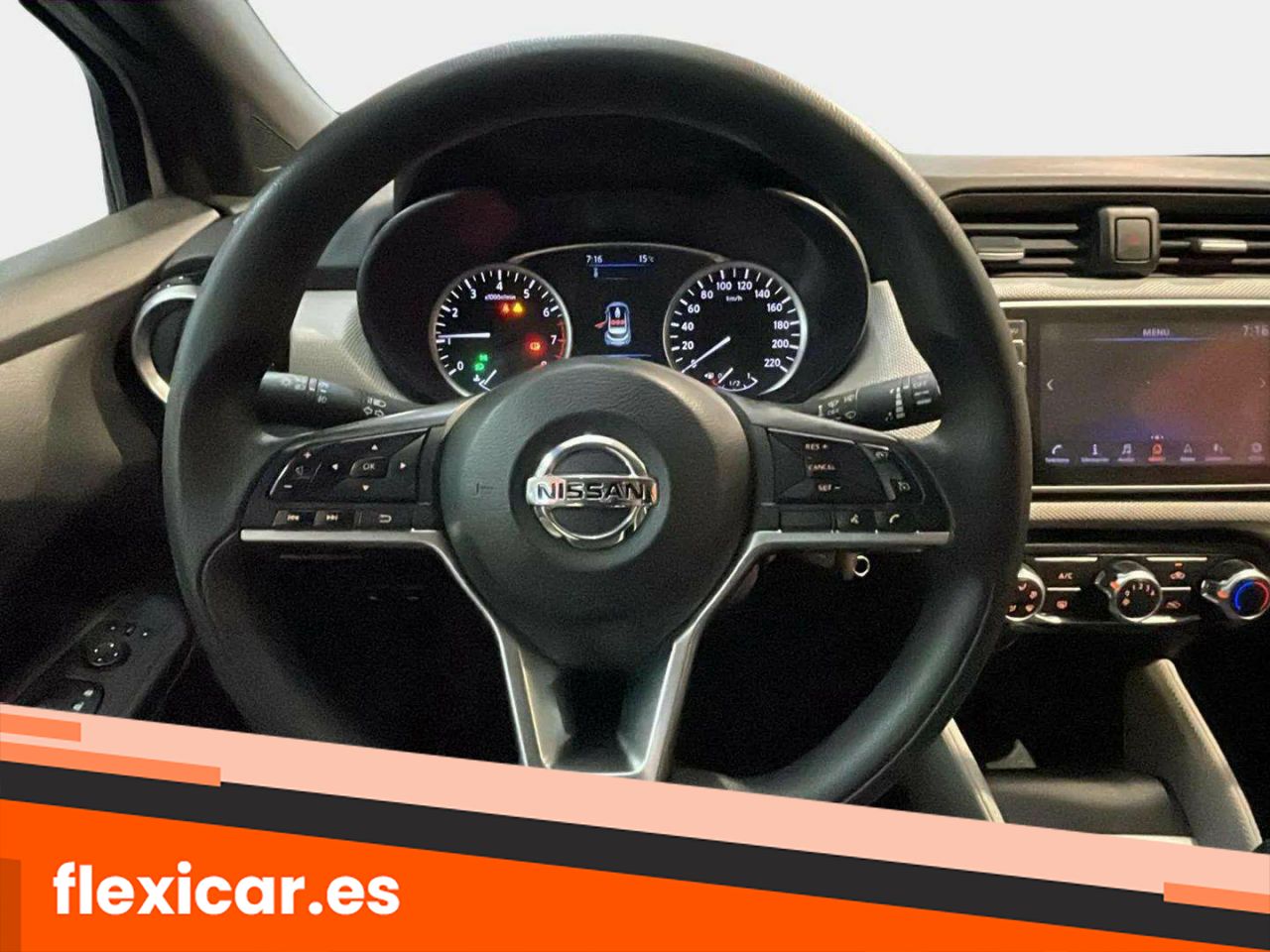 Foto Nissan Micra 8
