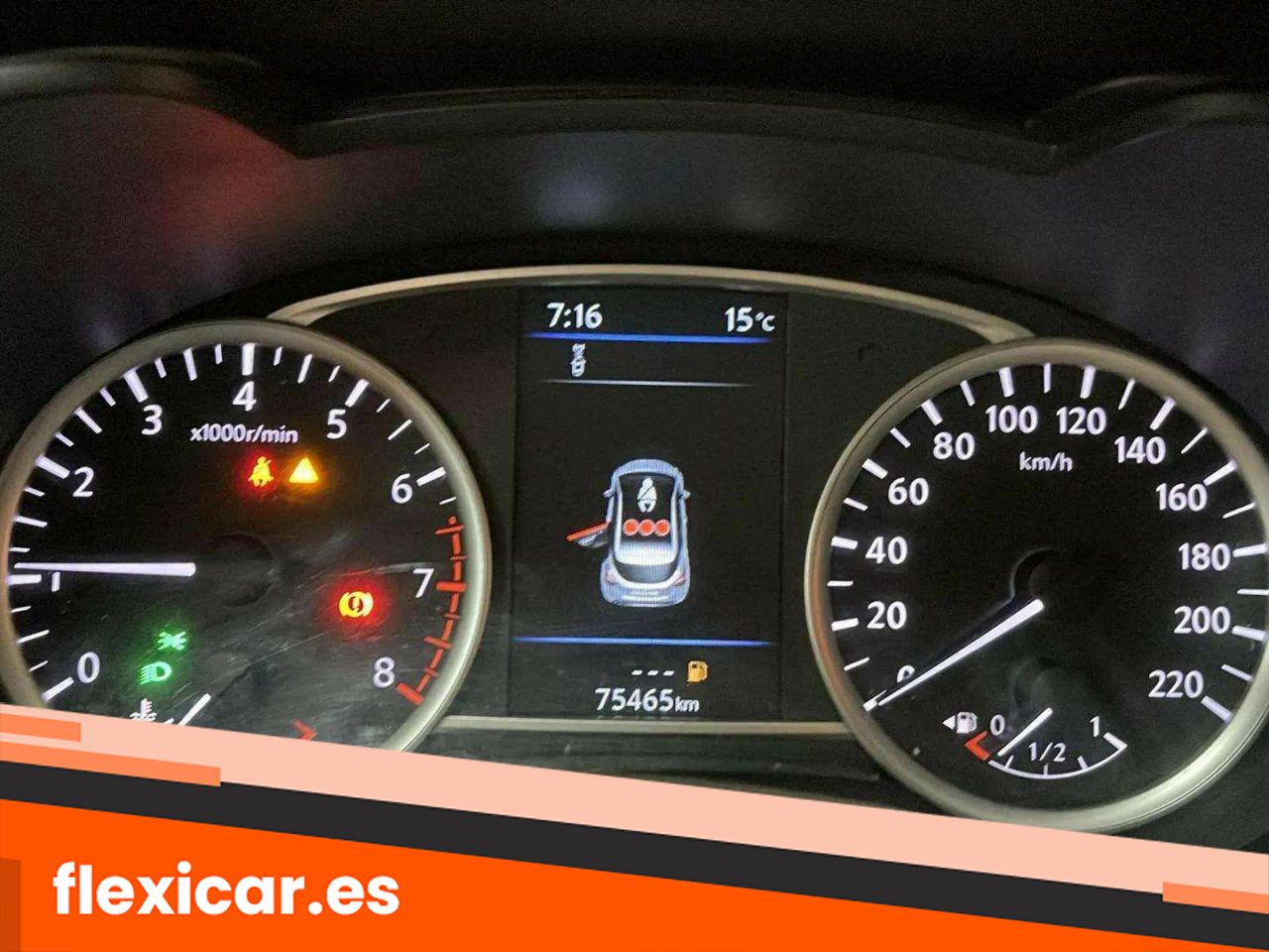 Foto Nissan Micra 9