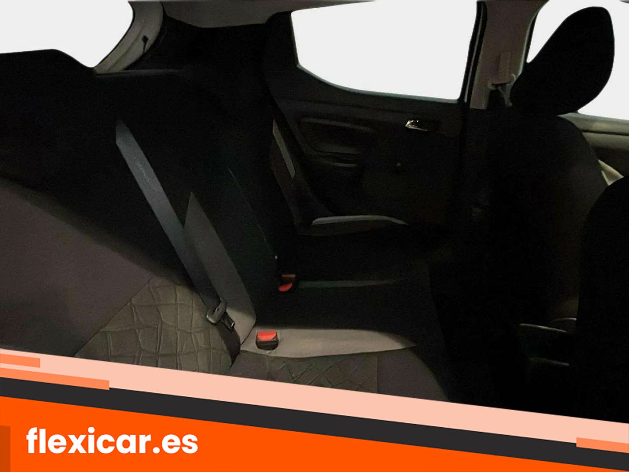 Foto Nissan Micra 12