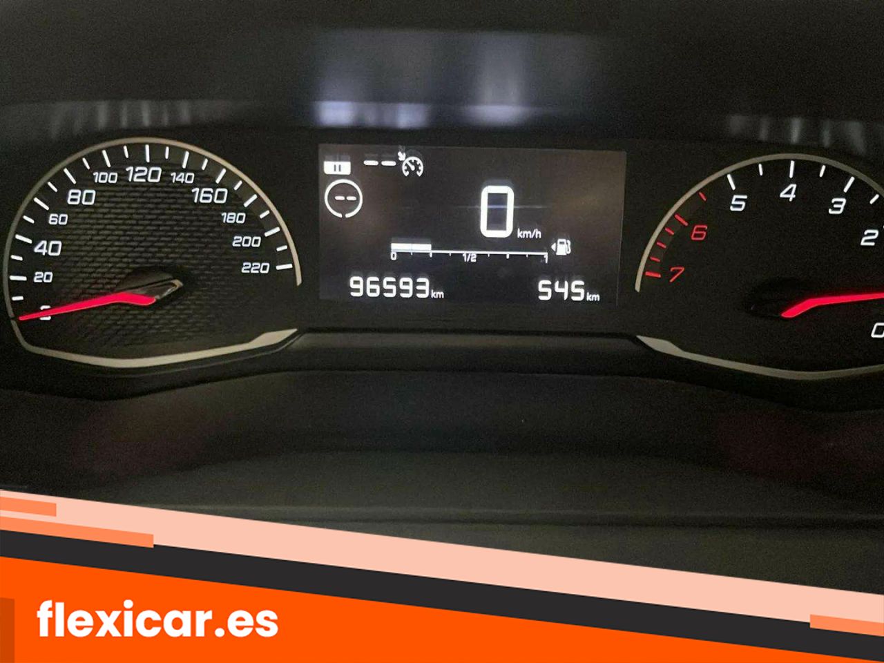 Foto Peugeot 2008 13