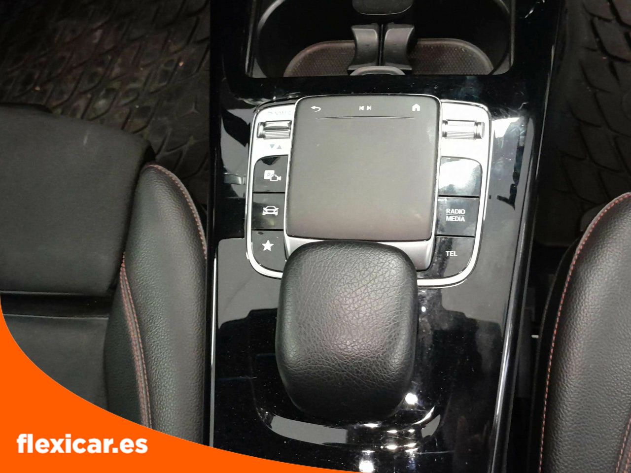 Foto Mercedes-Benz Clase CLA 20