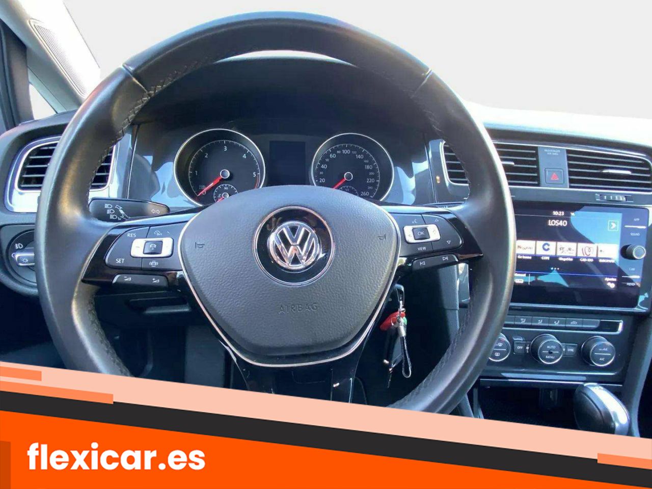 Foto Volkswagen Golf 14