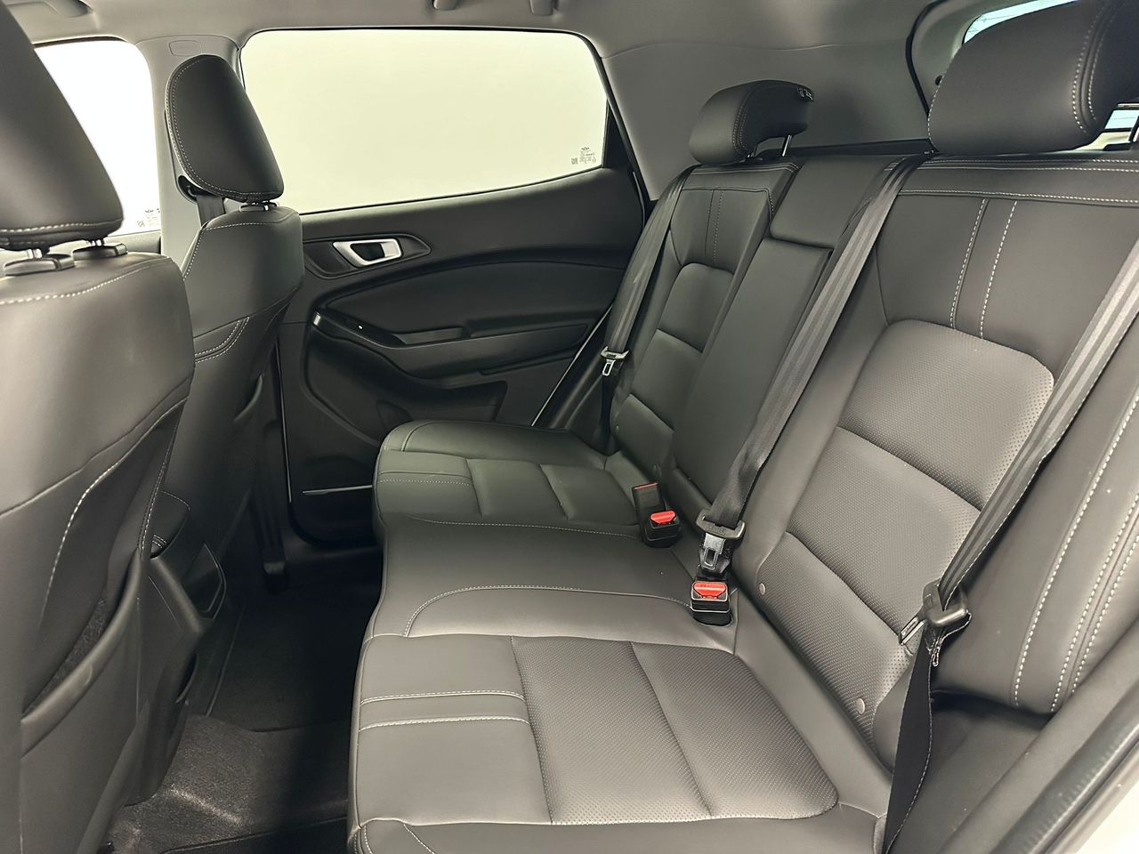 Foto DR Automobiles DR4 34