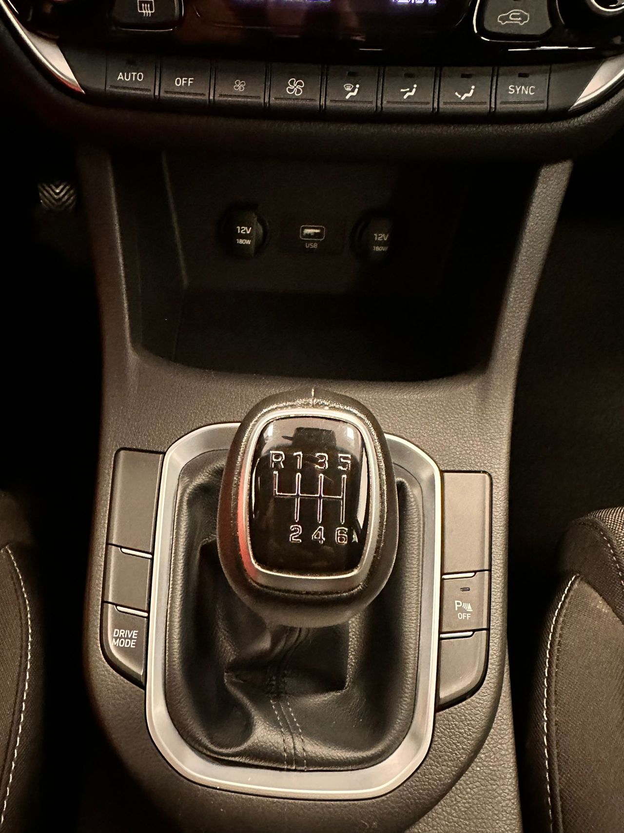 Foto Hyundai i30 24