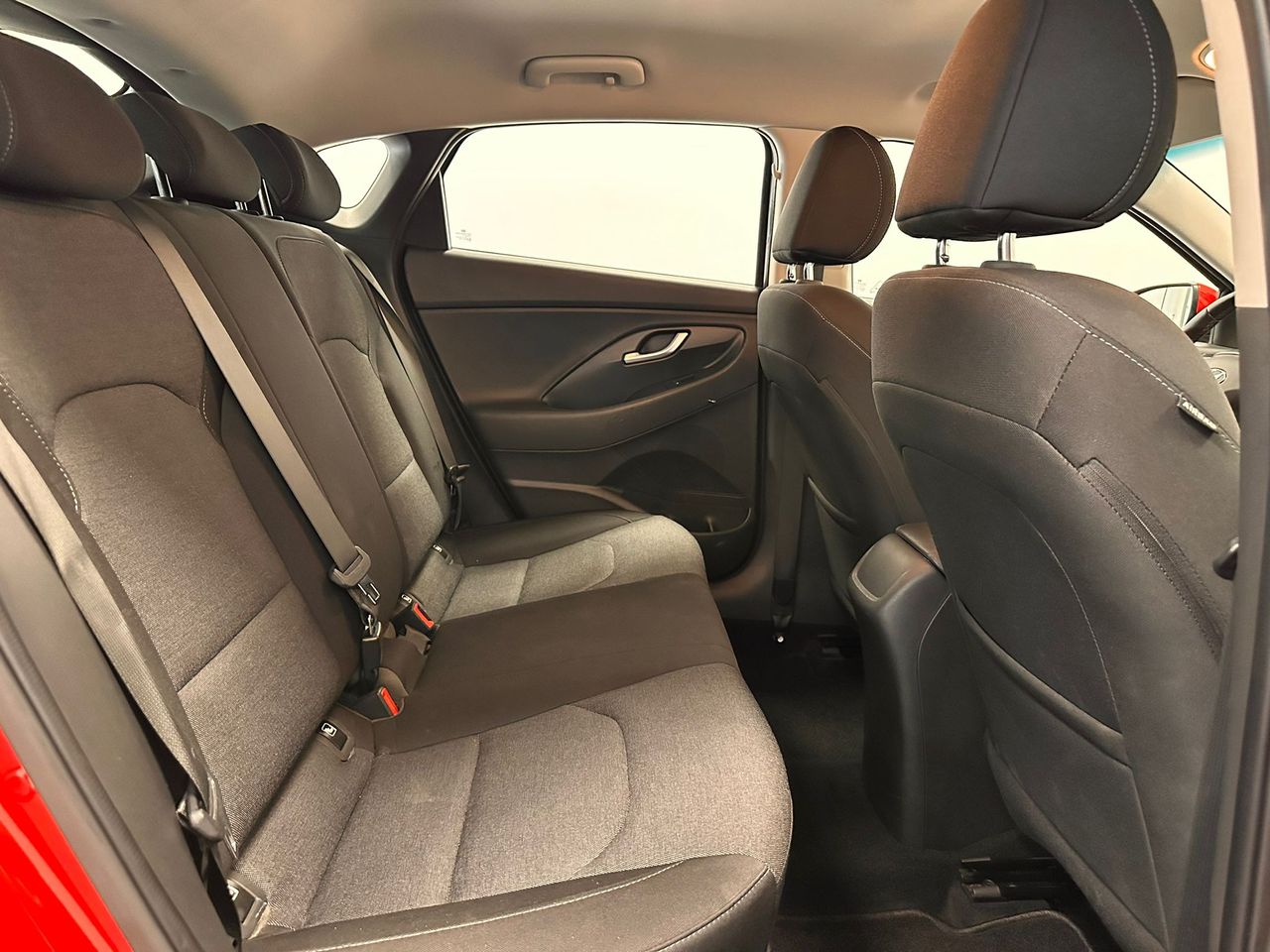 Foto Hyundai i30 32
