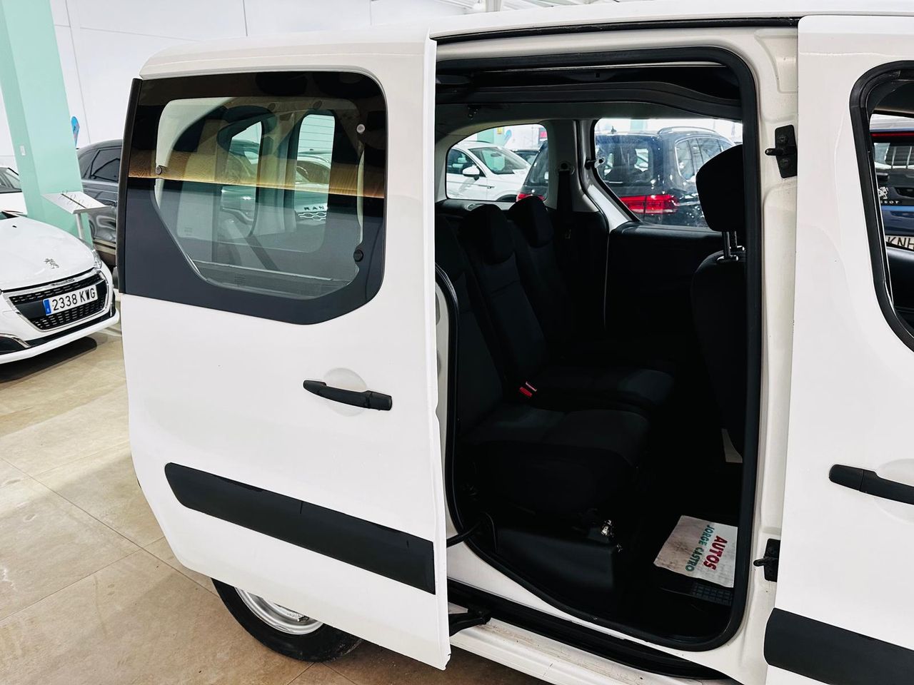 Foto Peugeot Partner 13