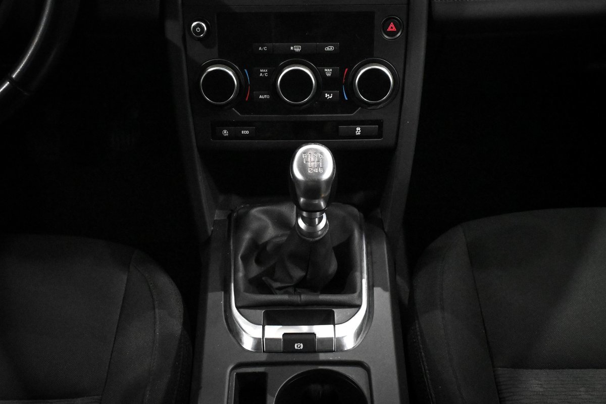 Foto Land-Rover Discovery Sport 24