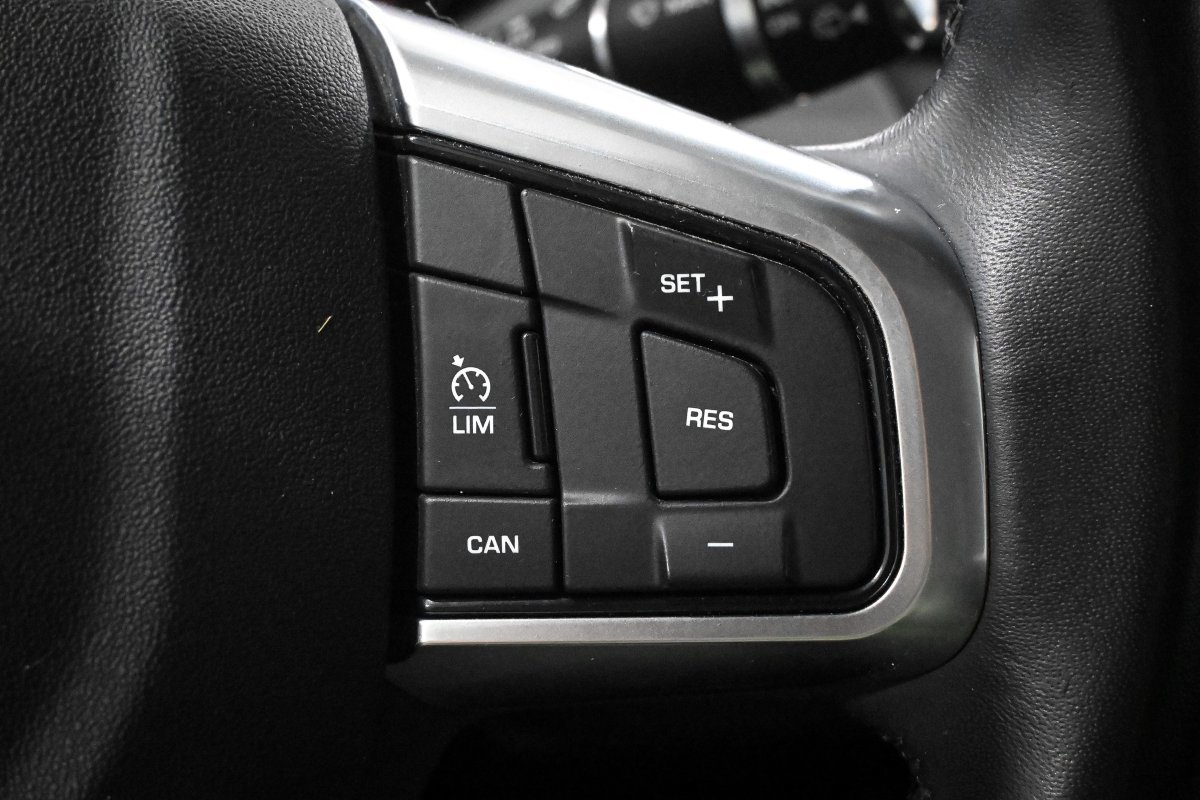 Foto Land-Rover Discovery Sport 29