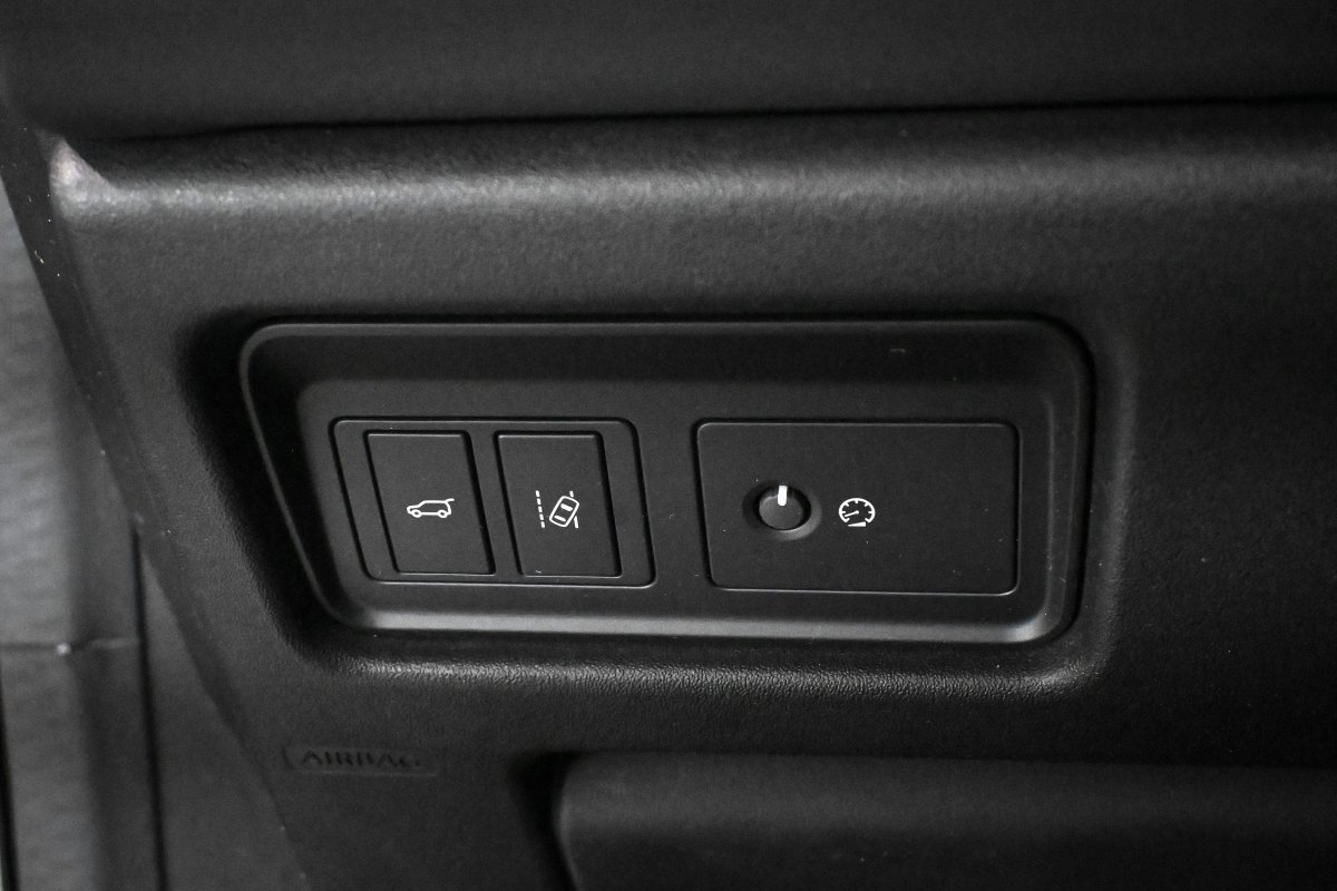 Foto Land-Rover Discovery Sport 30