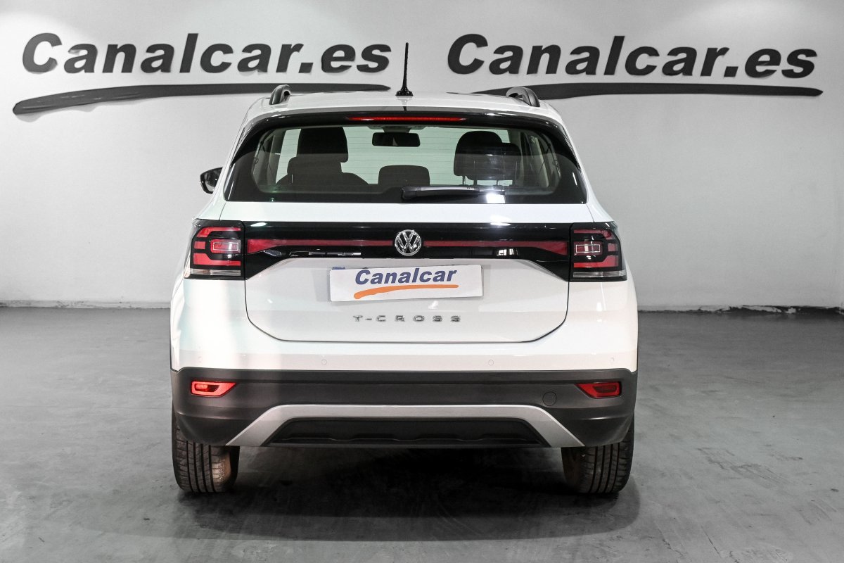 Foto Volkswagen T-Cross 4