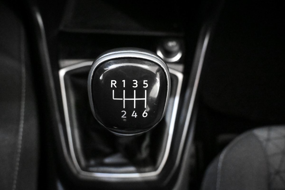 Foto Volkswagen T-Cross 16
